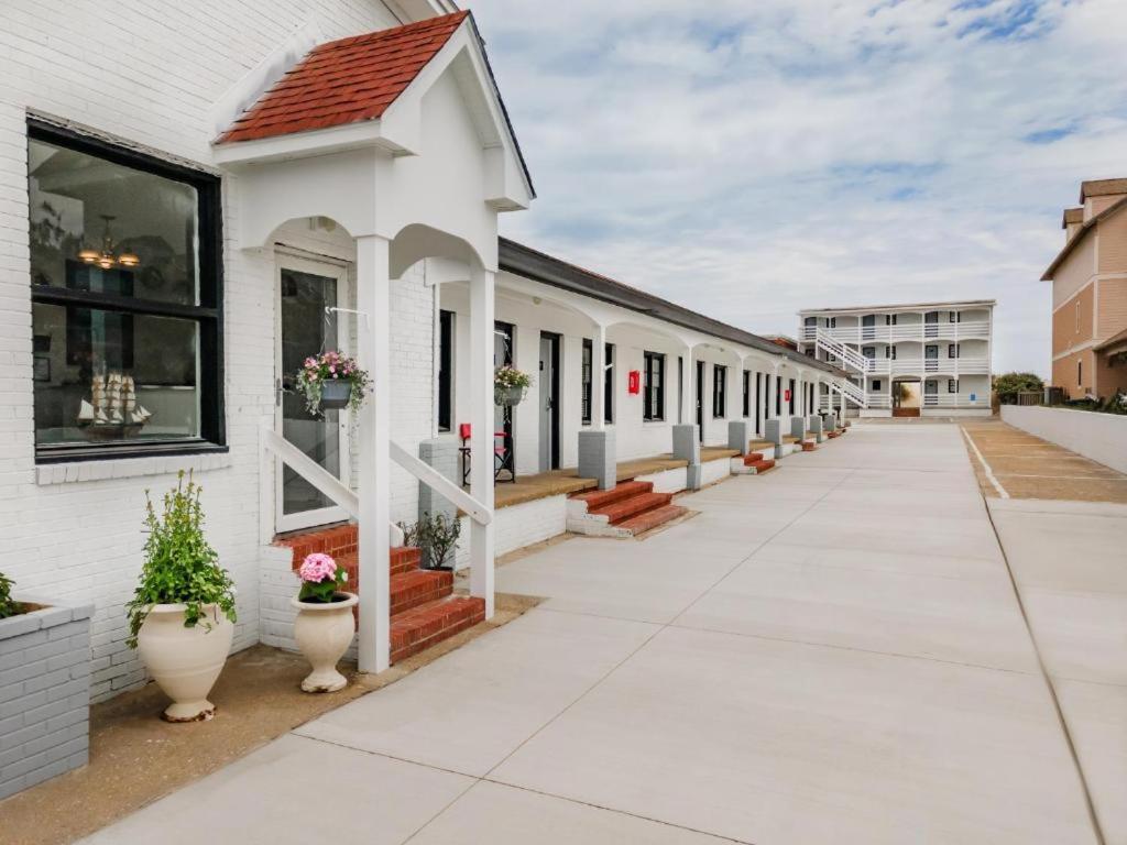 Mia'S Boutique Hotel Nags Head Exterior foto